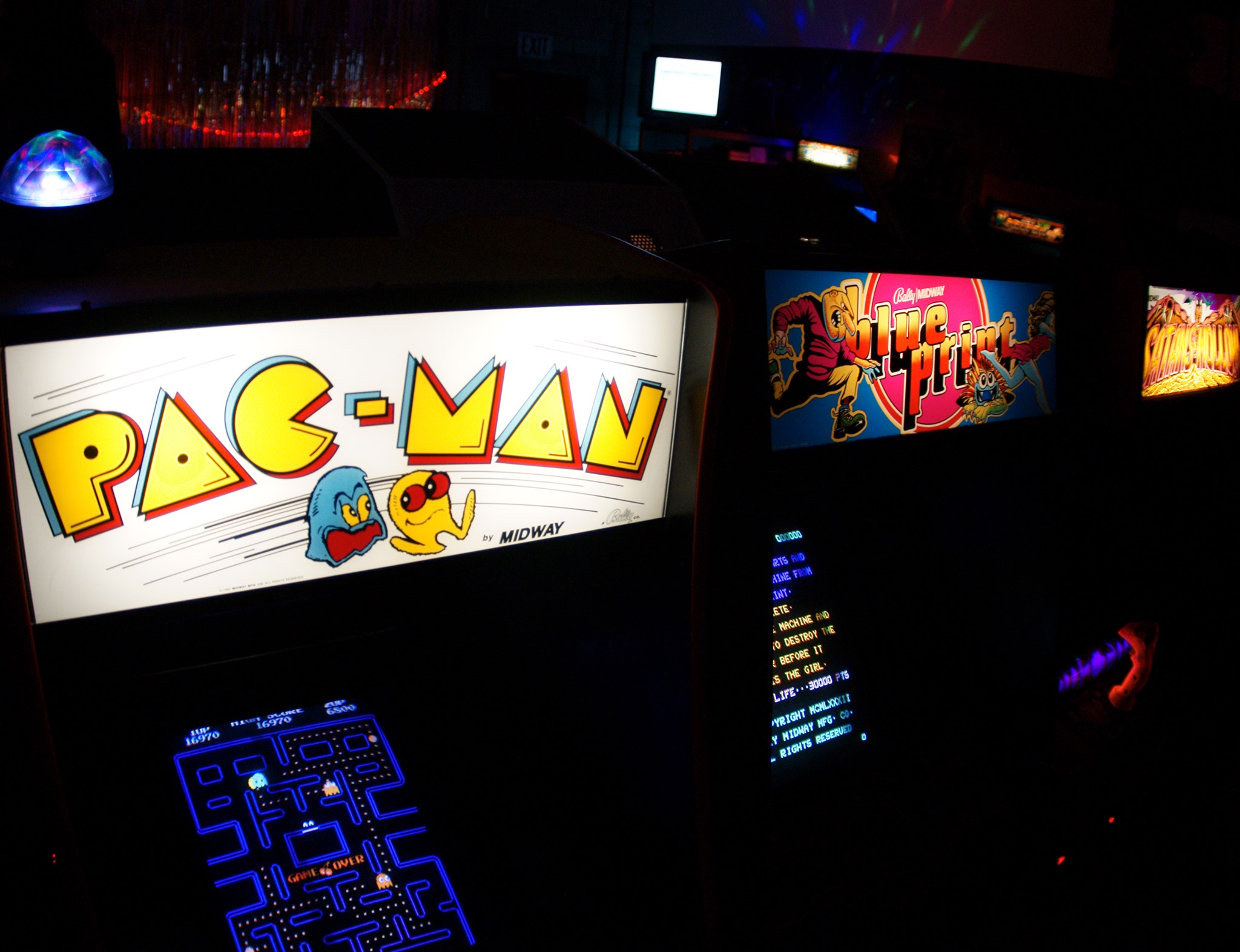 Old Dead Tree arcade pics