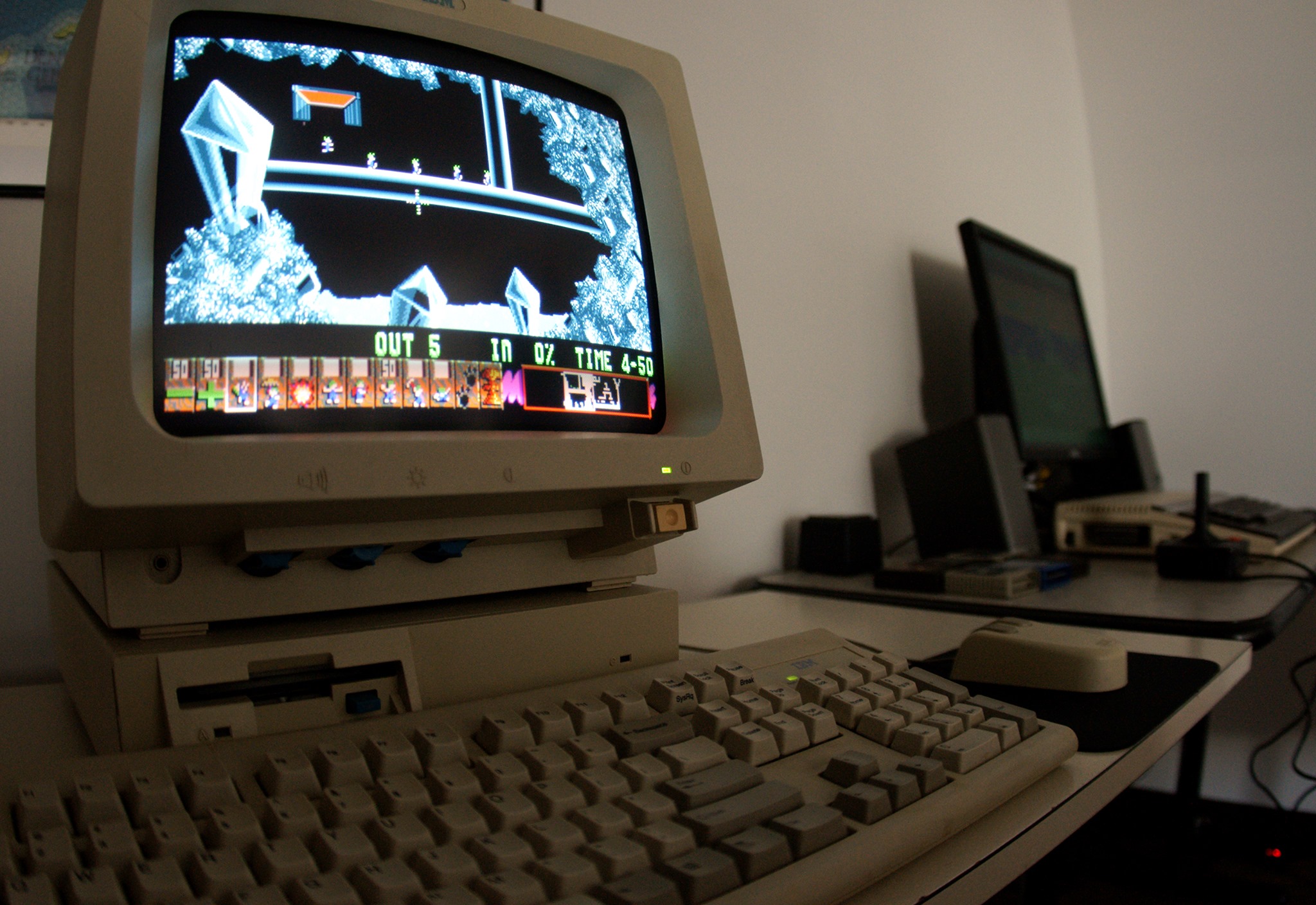 Old Dead Tree arcade pics